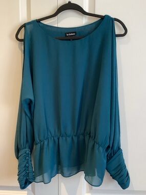 Le Chateau Blouse